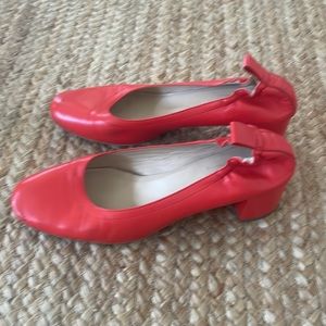Gorgeous Everlane Dayglove Heel in Red